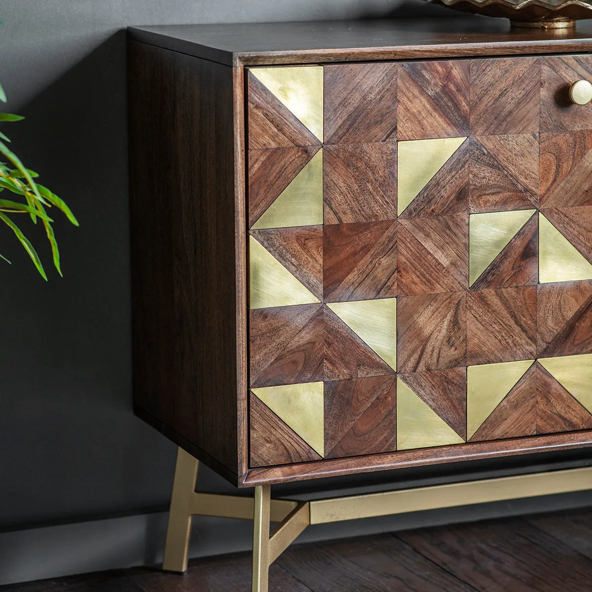 Amos Tate 3 door Sideboard