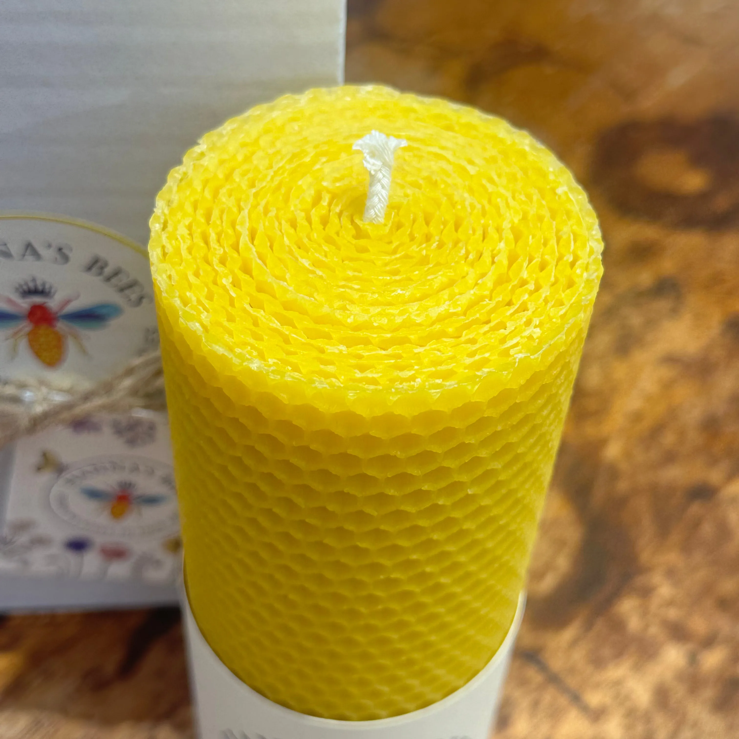 Hanna's Bees Beeswax Candle - Large