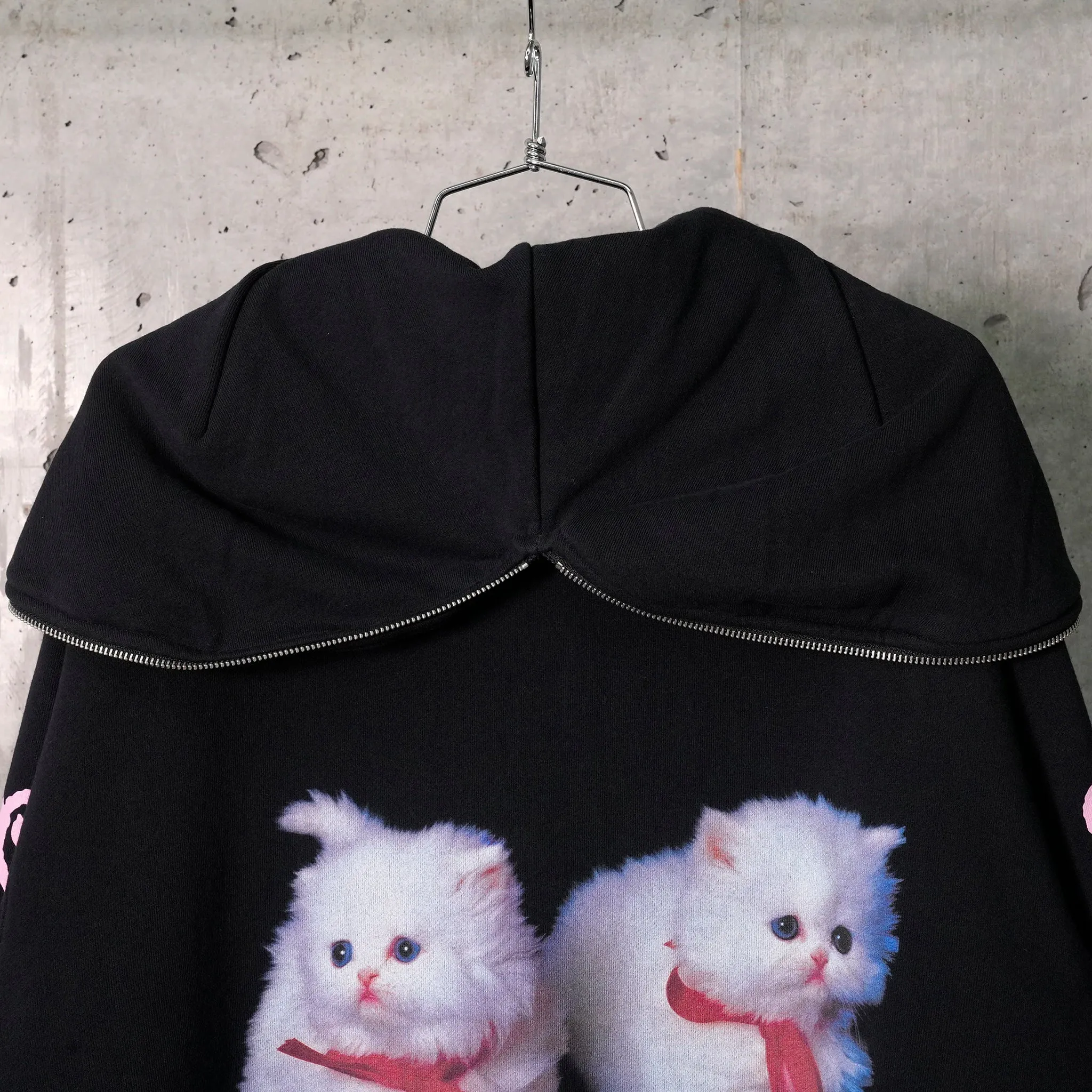 HAPPY KITTEN BUTTERFLY HOODIE / HAPPY KITTEN BLACK