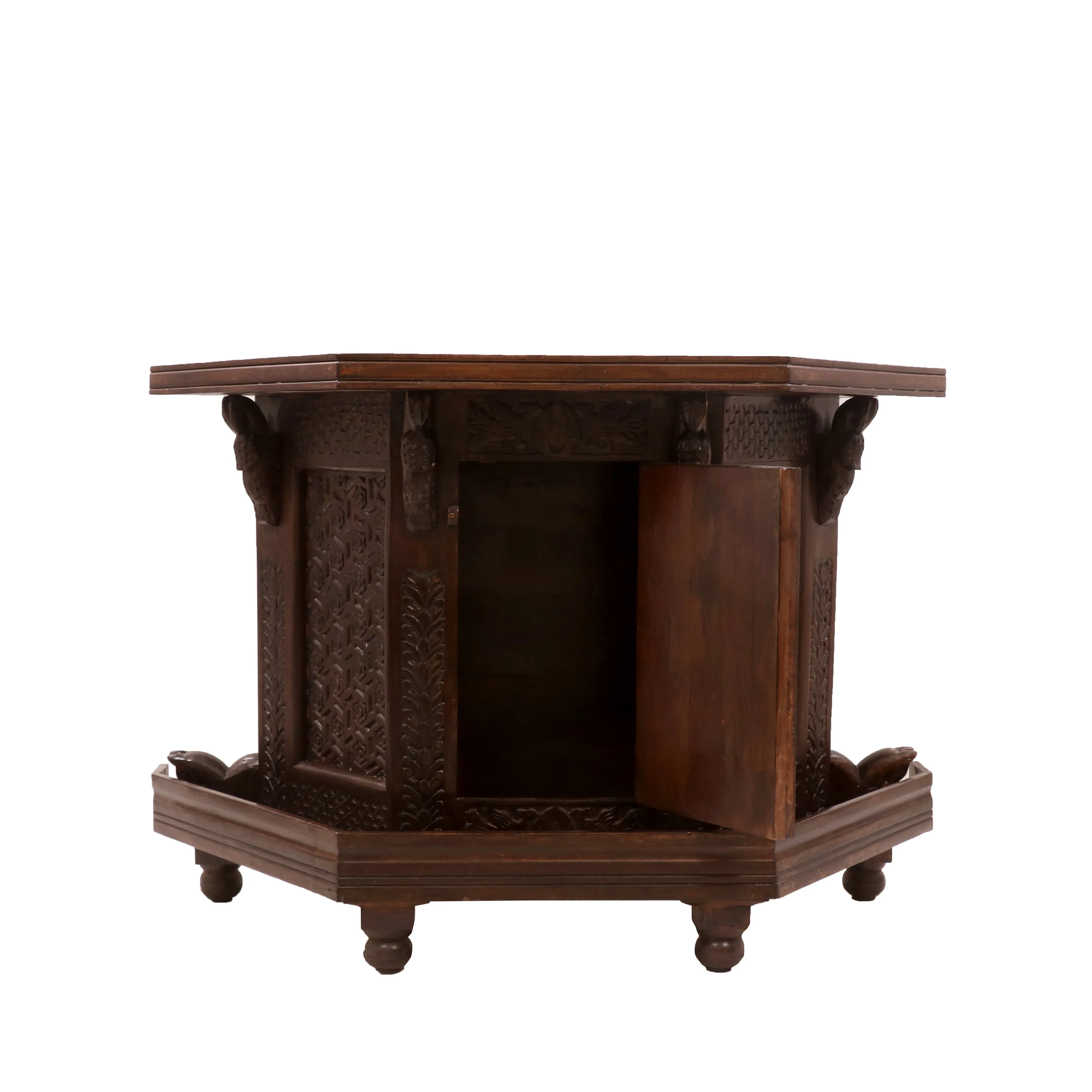 Triangle Carved TV Unit